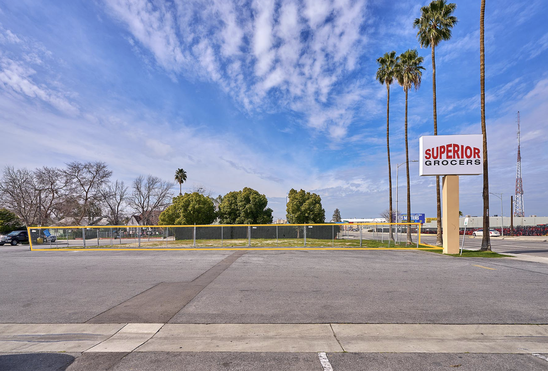 1115 Union Ave, Bakersfield, CA for lease Primary Photo- Image 1 of 6