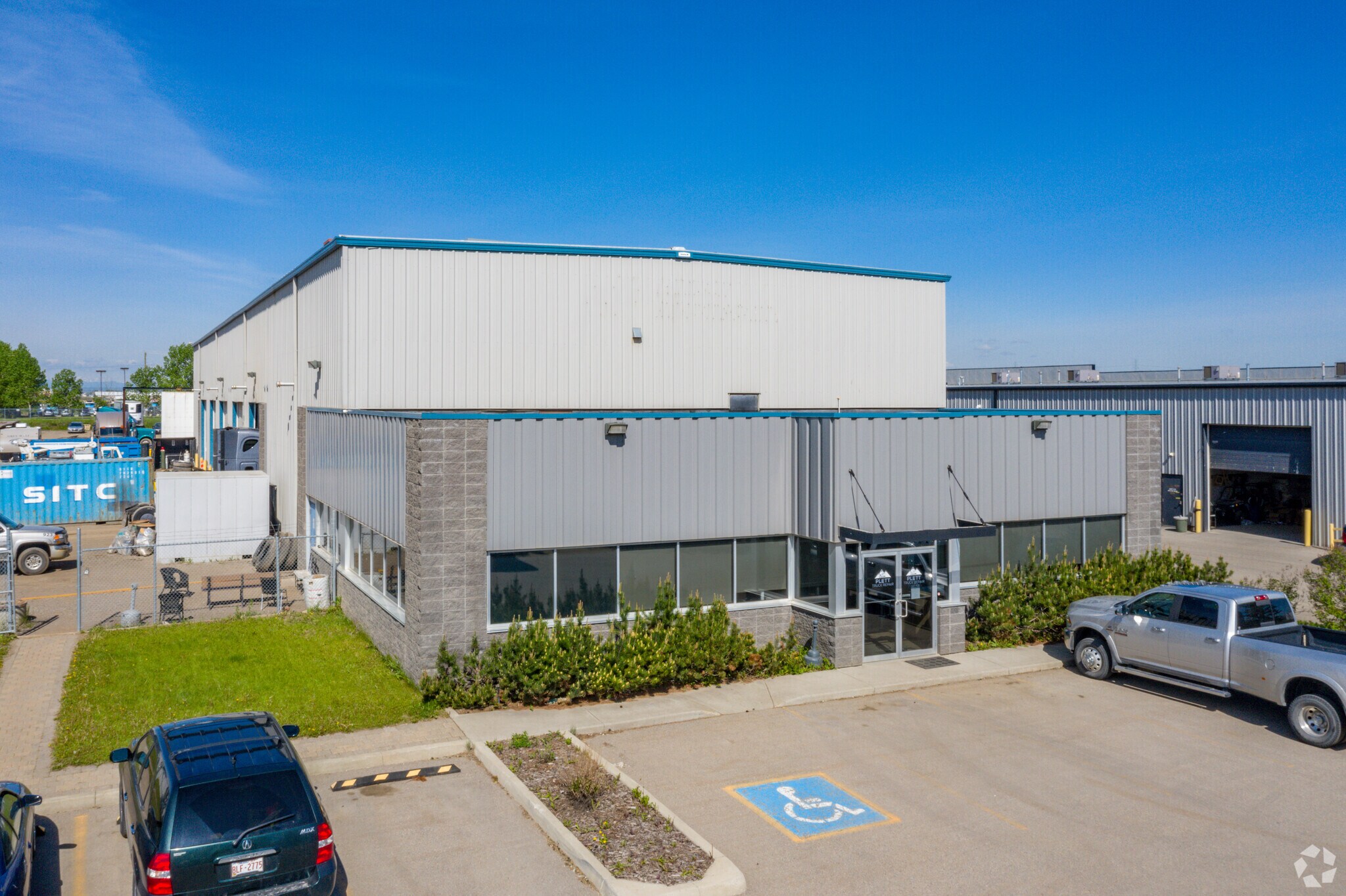 235093 Wrangler Dr SE, Rocky View No 44, AB à vendre Photo principale- Image 1 de 6