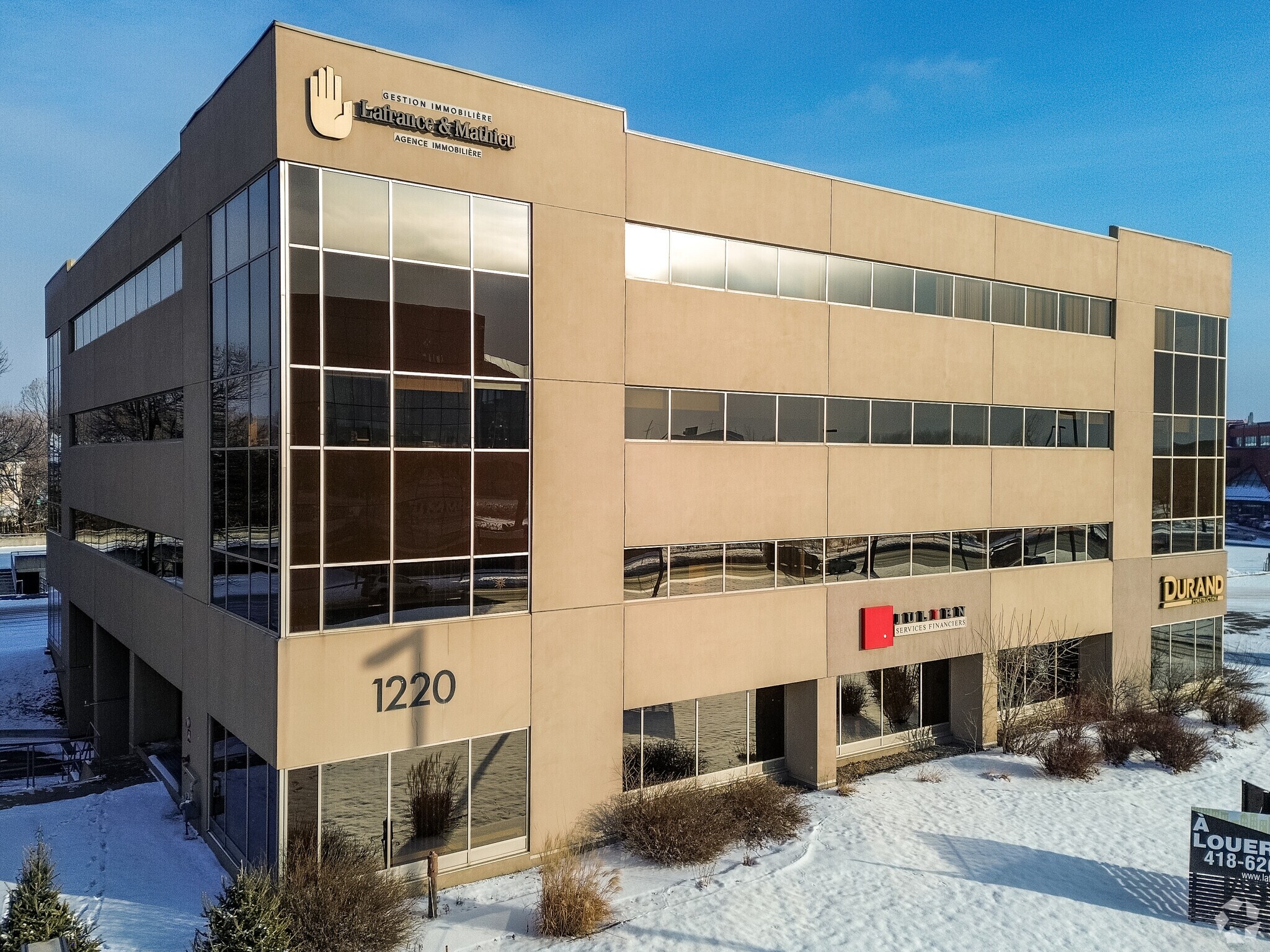 1220 Boul Lebourgneuf, Québec, QC à vendre Photo principale- Image 1 de 1