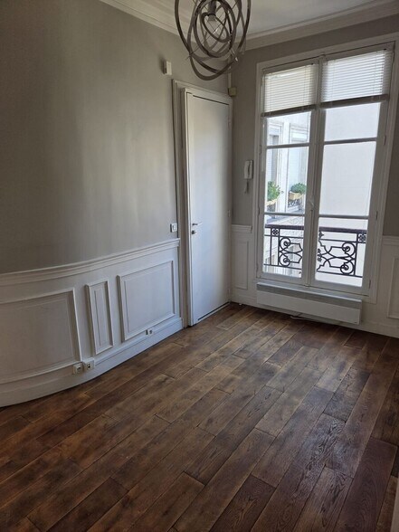 50 Rue De Miromesnil, Paris à louer - Photo du bâtiment - Image 3 de 5