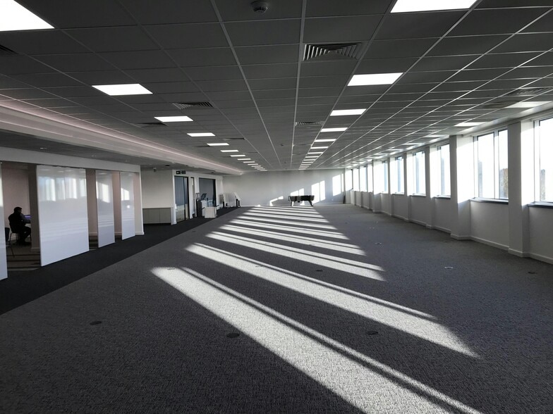 Thorpe Wood, Peterborough for lease - Interior Photo - Image 3 of 8