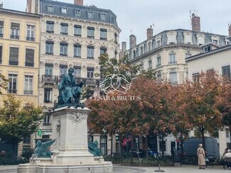 Plus de détails pour 9 Rue Des Remparts D'Ainay, Lyon - Commerce de détail à louer