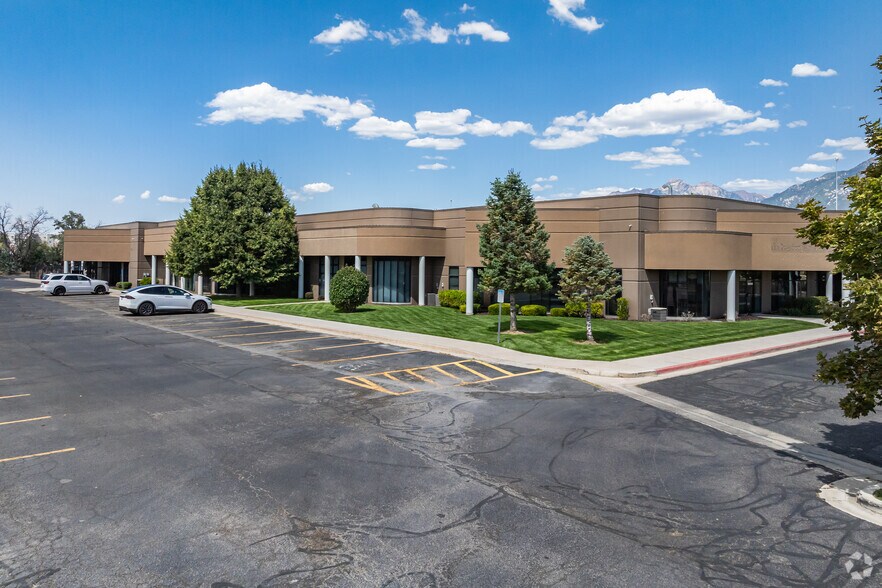 12894 S Pony Express Rd, Draper, UT for lease - Primary Photo - Image 1 of 4