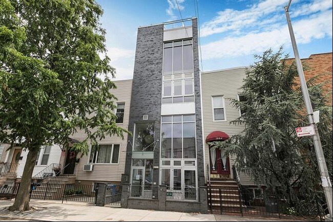 More details for 146 Diamond St, Brooklyn, NY - Multifamily for Sale