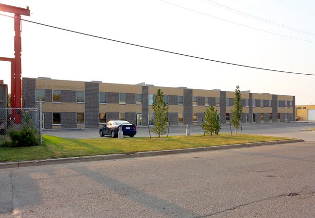 Plus de détails pour 73054/28 and 7400 52nd St – Flex à vendre, Edmonton, AB