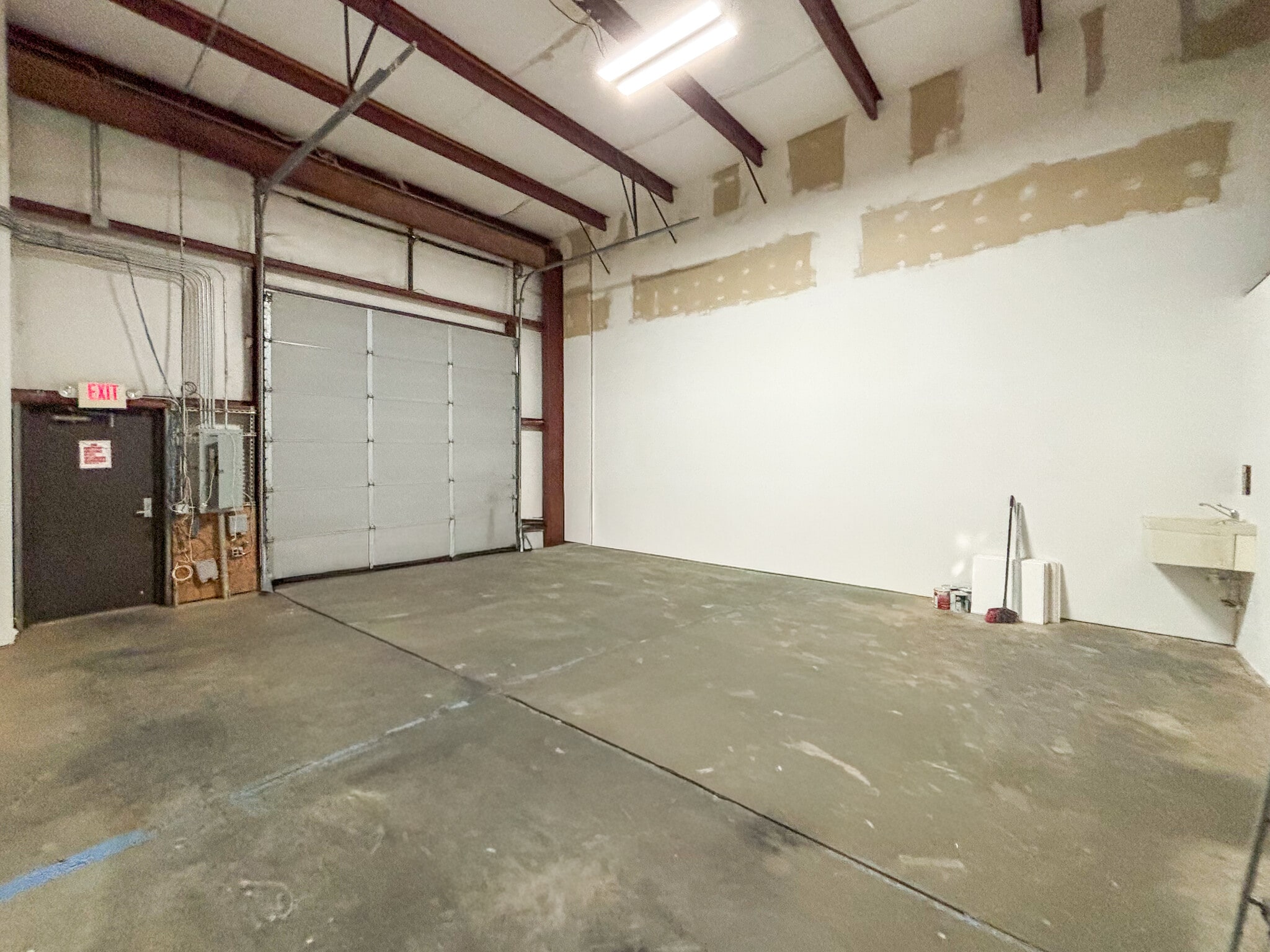 8825 Westgate Park Dr, Raleigh, NC for lease Interior Photo- Image 1 of 5