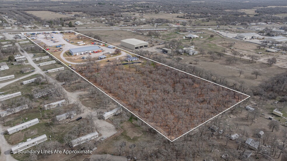 4610 E Highway 199, Springtown, TX à vendre - Photo du bâtiment - Image 2 de 80