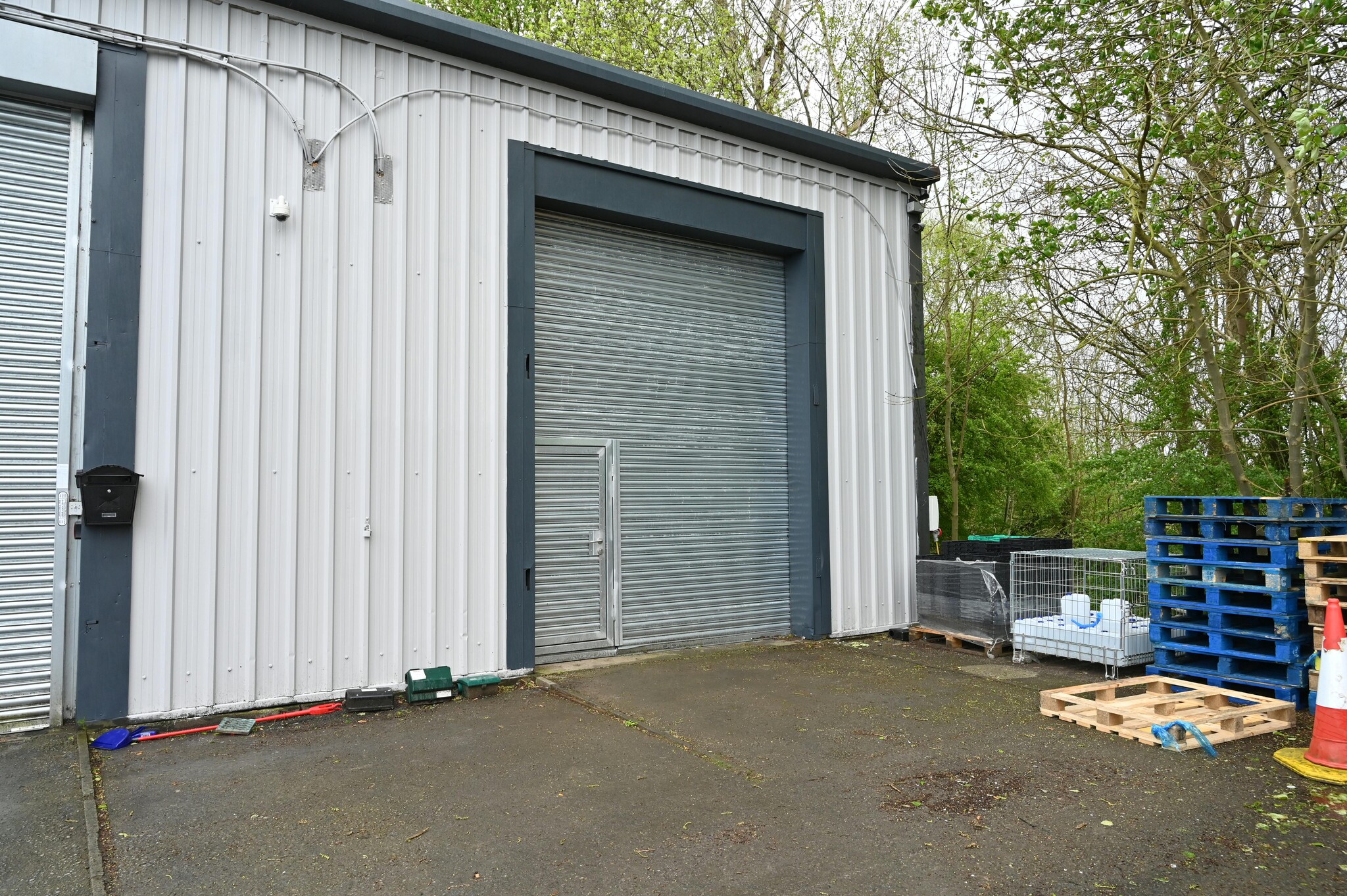 Globe Ln, Dukinfield à louer Photo du bâtiment- Image 1 de 5