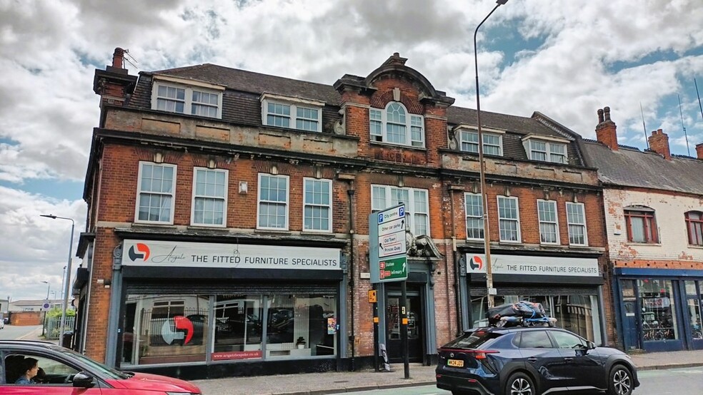 26-32 Holderness Rd, Hull for sale - Building Photo - Image 1 of 8