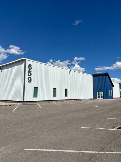 90 S Garnet St, Tooele, UT for lease Primary Photo- Image 1 of 15