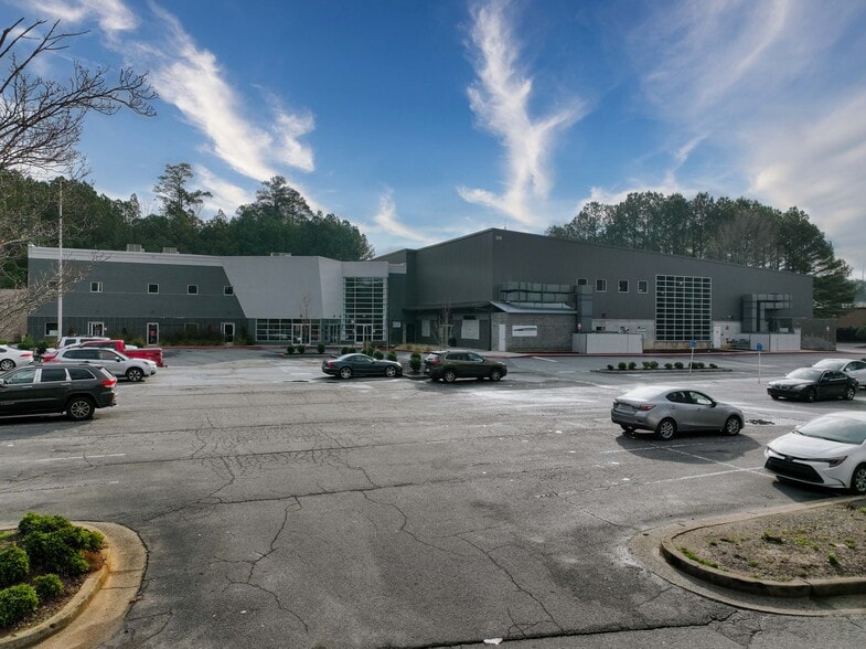 2600 Prado Ln, Marietta, GA for lease - Building Photo - Image 2 of 8