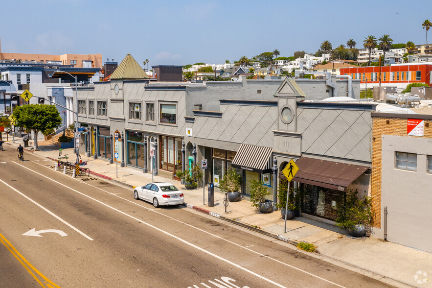 216 Main St, Venice, CA for lease - Building Photo - Image 2 of 9