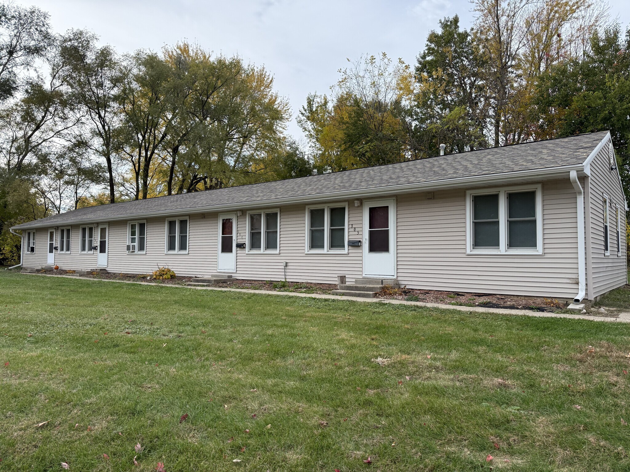 305 E 25th Street Pl S, Newton, IA à vendre Photo principale- Image 1 de 8