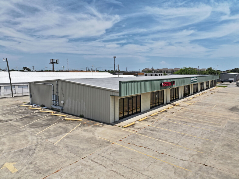 Patton Street Business Park portfolio of 2 properties for sale on LoopNet.ca - Building Photo - Image 3 of 12