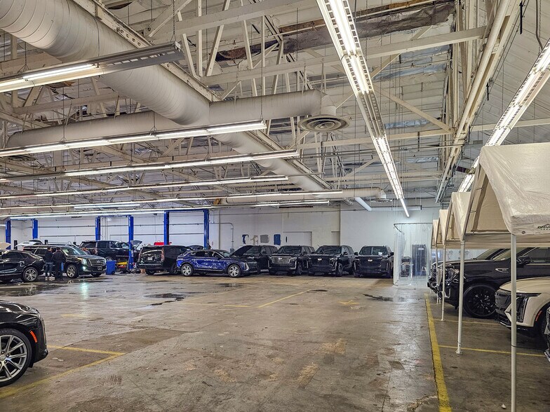 1830 S La Cienega Blvd, Los Angeles, CA à louer - Photo du bâtiment - Image 3 de 13