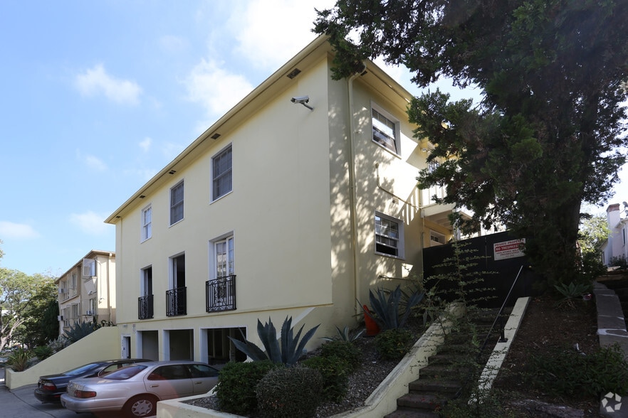 520-522 Midvale Ave, Los Angeles, CA for sale - Building Photo - Image 3 of 5