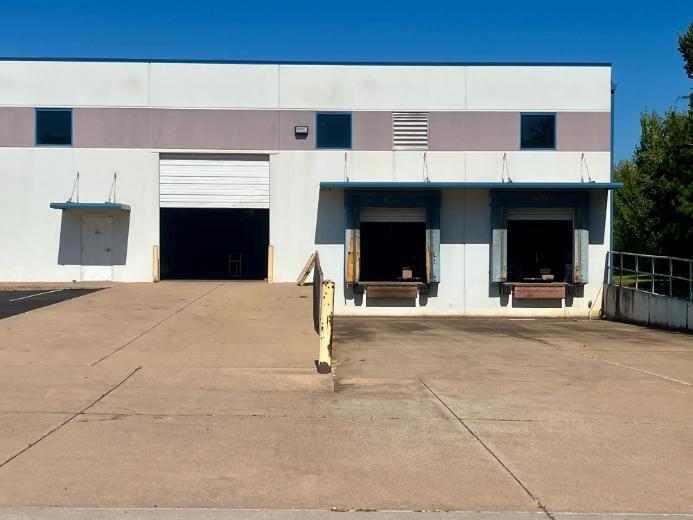 1200 S Fretz Ave, Edmond, OK for lease - Building Photo - Image 3 of 12
