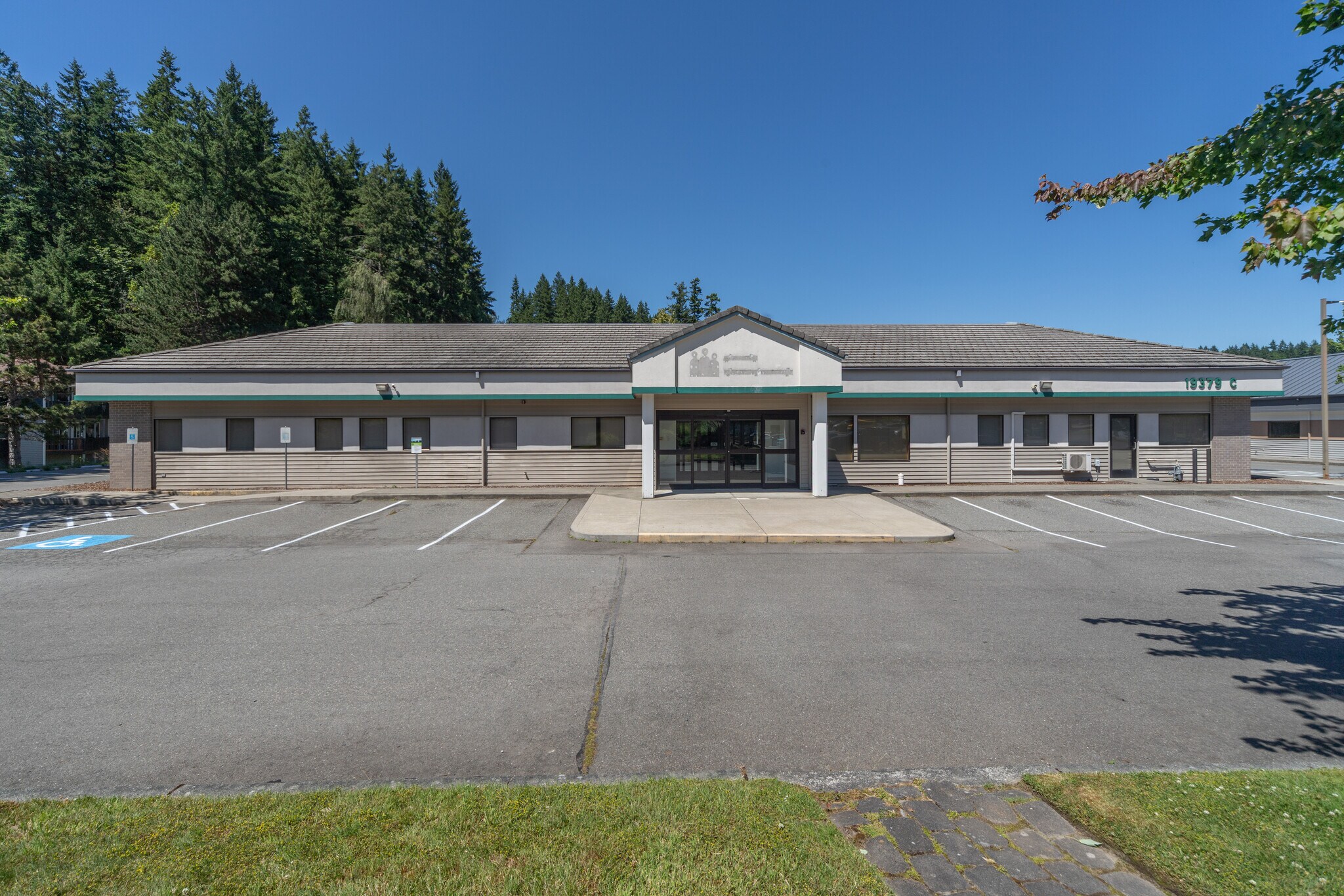 19379 7th Ave NE, Poulsbo, WA à louer Photo principale- Image 1 de 6