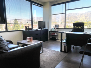 601 S Glenoaks Blvd, Burbank, CA for lease Interior Photo- Image 2 of 6