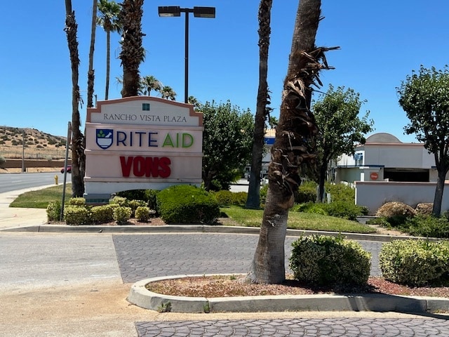 3027 Rancho Vista Blvd, Palmdale, CA for lease Building Photo- Image 1 of 3