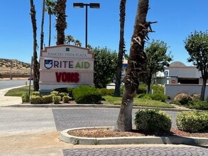 3027 Rancho Vista Blvd, Palmdale, CA for lease Building Photo- Image 1 of 3