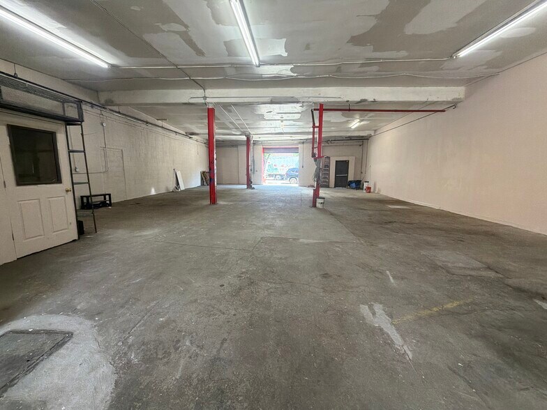 1116 Webster Ave, Bronx, NY for lease - Building Photo - Image 3 of 6