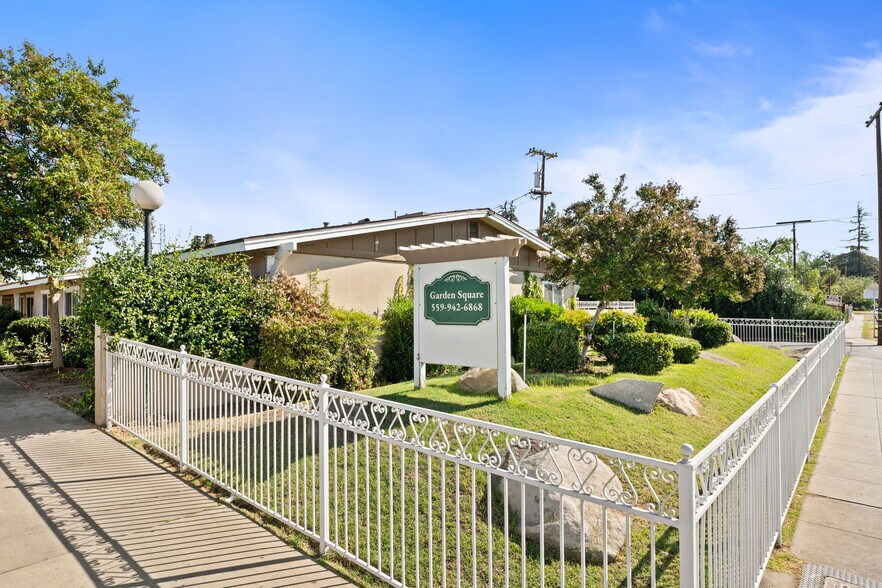 202-228 W Dakota Ave, Fresno, CA à vendre - Photo du bâtiment - Image 3 de 7