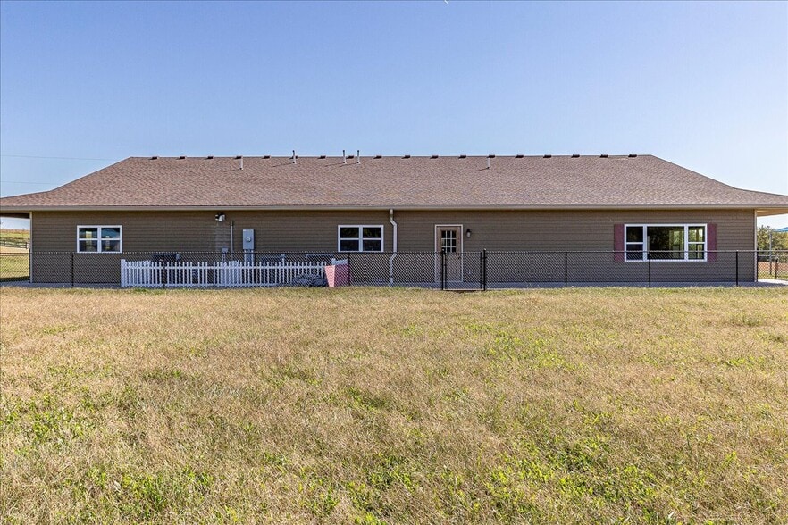 3536 NW Gower Rd, Gower, MO for sale - Building Photo - Image 2 of 34