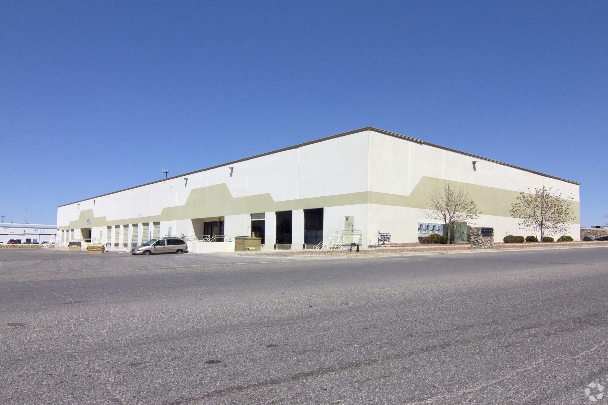 12295 Rojas Dr, El Paso, TX for lease Primary Photo- Image 1 of 19