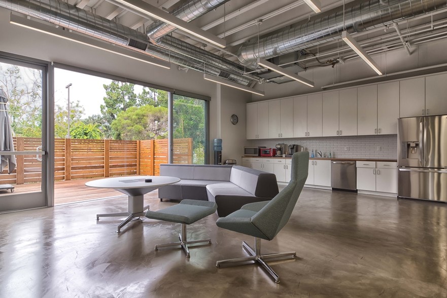 12651 High Bluff Dr, San Diego, CA à louer - Photo intérieure - Image 2 de 9