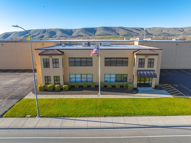 94 W Valley Mall Blvd, Union Gap, WA à vendre - Photo du bâtiment - Image 1 de 17