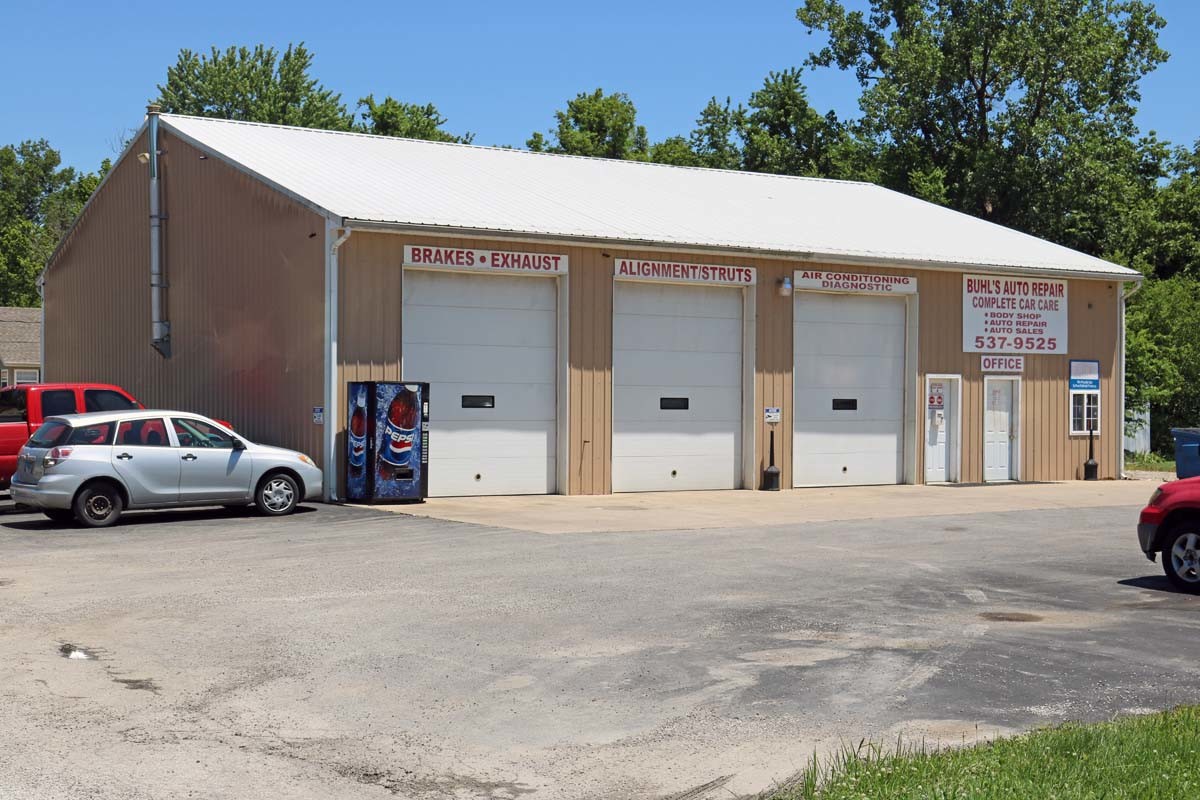 509 E Mc Allister St, Lebanon, IL for sale Primary Photo- Image 1 of 1