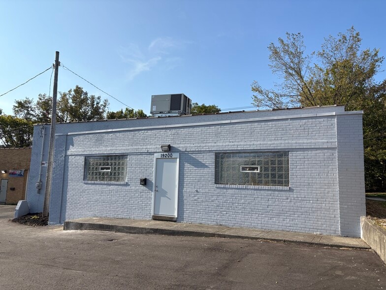 19200 Miles Rd, Warrensville Heights, OH for sale - Building Photo - Image 2 of 10