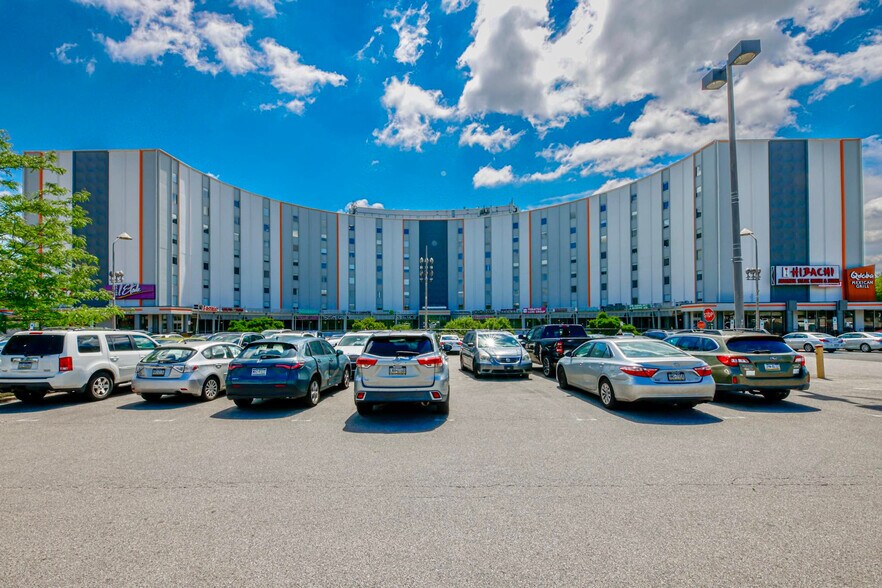 261 Old York Rd, Jenkintown, PA à louer - Photo du bâtiment - Image 2 de 36