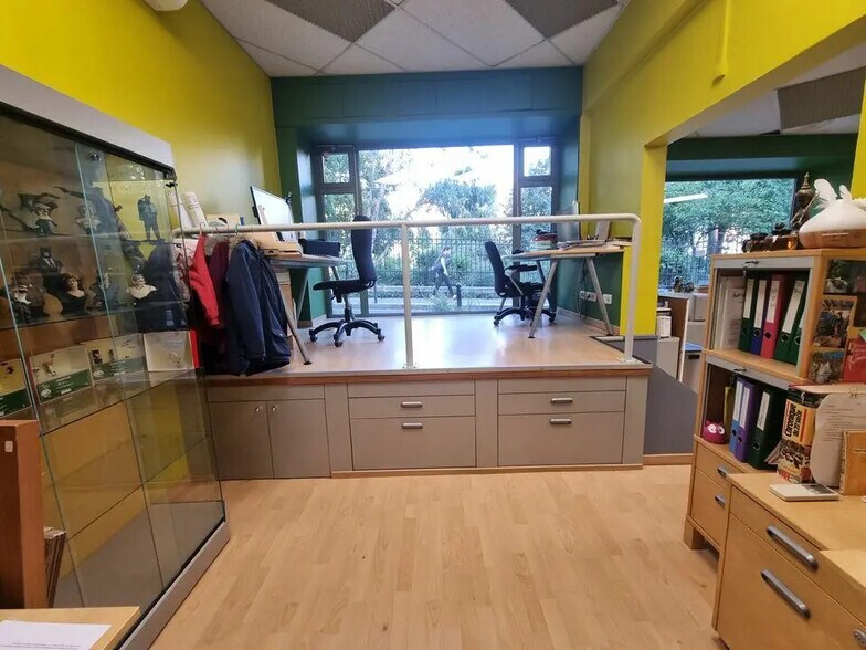 Commerce de détail dans Paris à vendre - Photo du bâtiment - Image 3 de 9