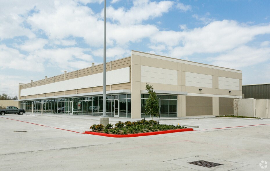 641 Rankin Rd, Houston, TX à louer - Photo du bâtiment - Image 3 de 15