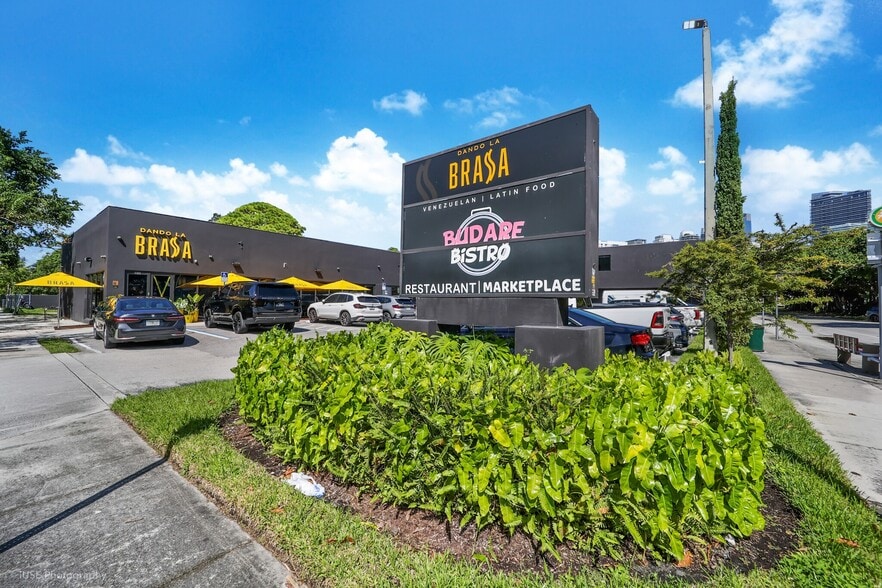 1820 SW 3rd Ave, Miami, FL for lease - Building Photo - Image 3 of 17