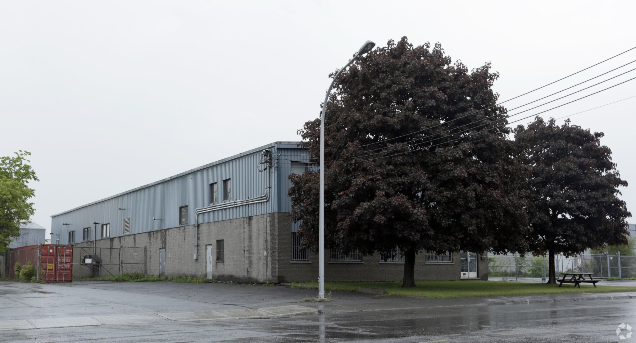 9601 Boul Parkway, Montréal, QC for sale Primary Photo- Image 1 of 1