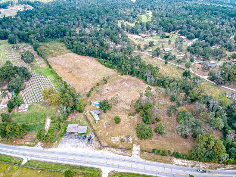 15817 FM 3083 Rd, Conroe, TX à vendre - Photo du bâtiment - Image 3 de 17