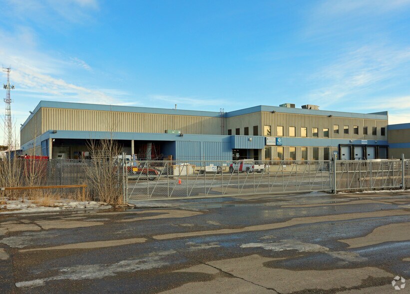 13145 149th St NW, Edmonton, AB à louer - Photo du bâtiment - Image 2 de 5