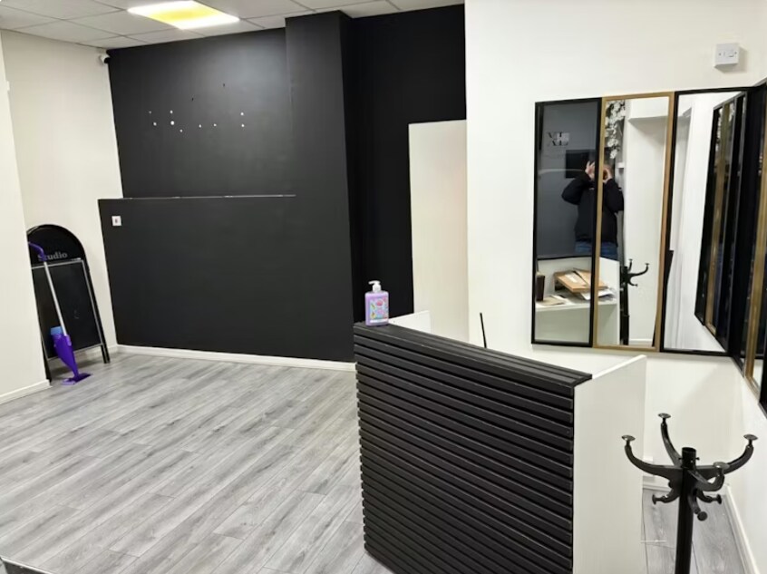 2-6 Jarvey St, Bathgate for lease Interior Photo- Image 1 of 9