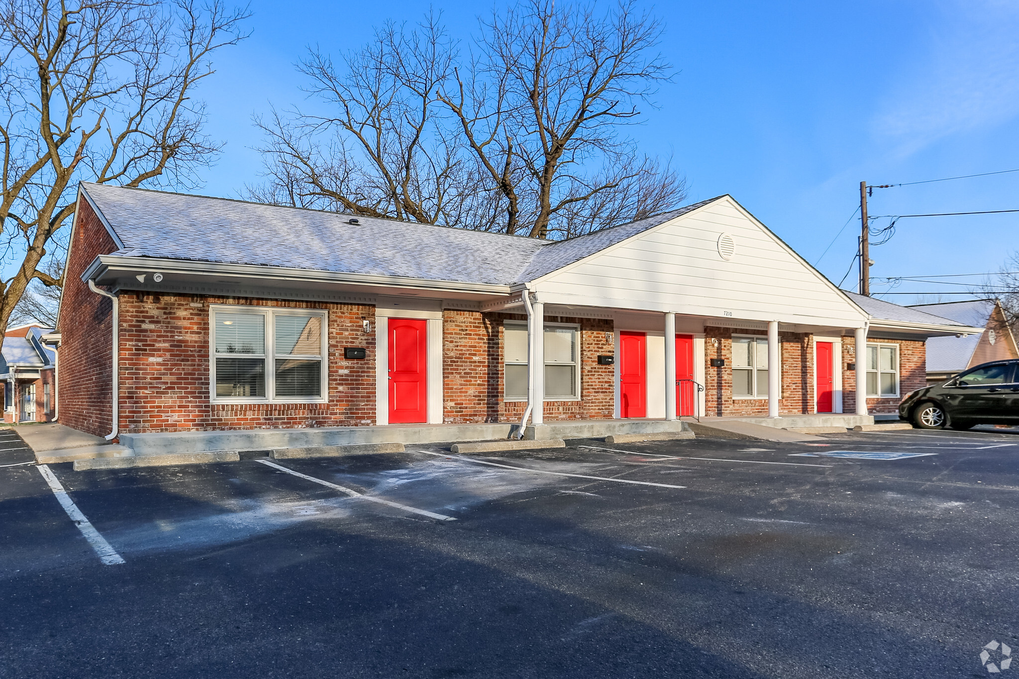 7210 S Madison Ave, Indianapolis, IN à vendre Photo principale- Image 1 de 1