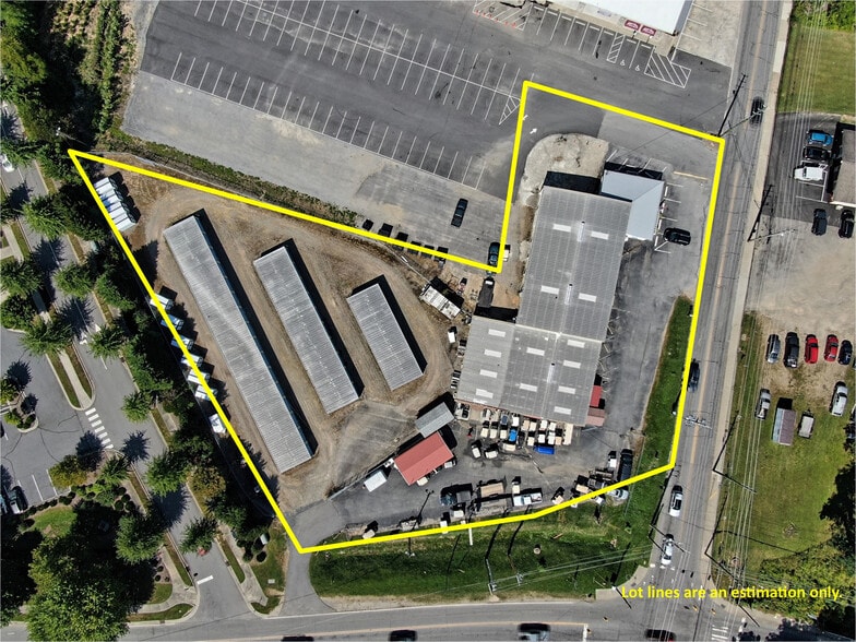 1406 Sulphur Springs Rd, Waynesville, NC for sale - Building Photo - Image 2 of 13