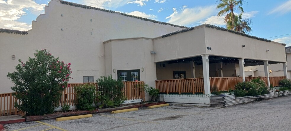 4001 Padre Blvd, South Padre Island, TX à louer - Photo du bâtiment - Image 3 de 15