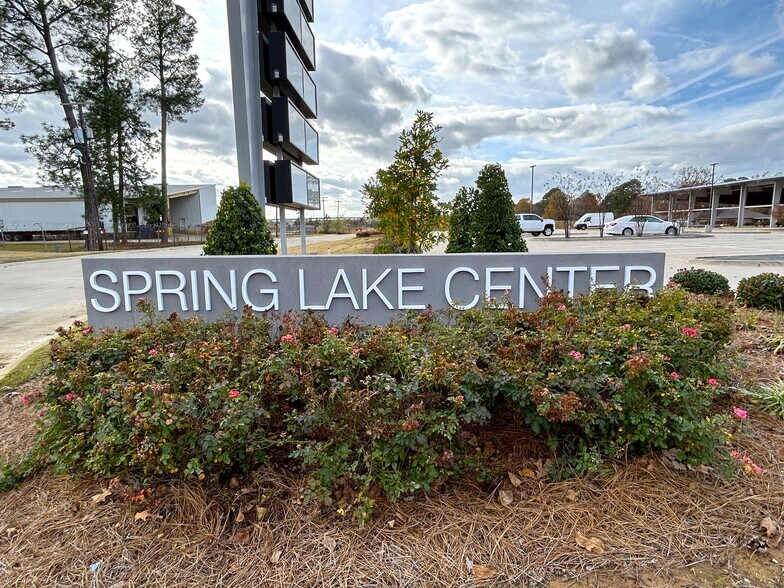 8410 Line Ave, Shreveport, LA à louer - Photo du bâtiment - Image 3 de 15