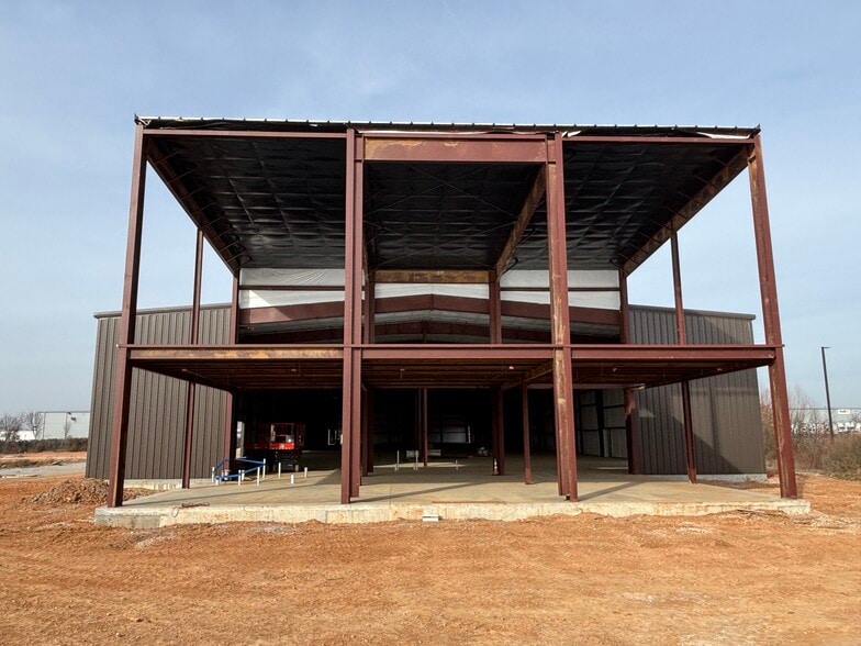 322 N Goad Springs St, Lowell, AR for sale - Building Photo - Image 2 of 12