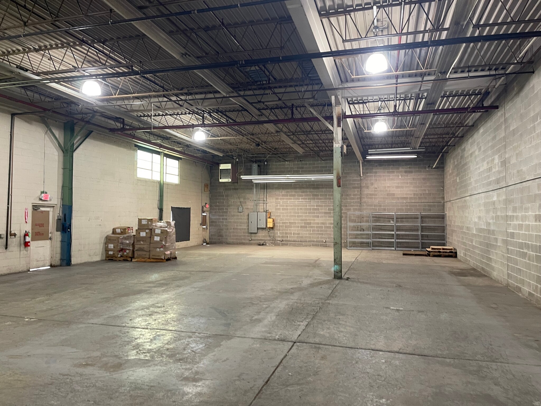 80 Greenwood Ave, Midland Park, NJ for lease Interior Photo- Image 1 of 6