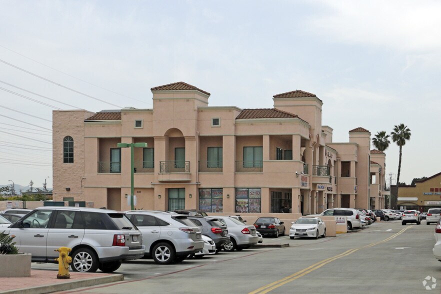 1045 E Valley Blvd, San Gabriel, CA à vendre - Photo du bâtiment - Image 3 de 17