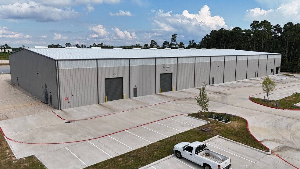 2323 S Houston Ave, Humble, TX for sale - Building Photo - Image 2 of 6