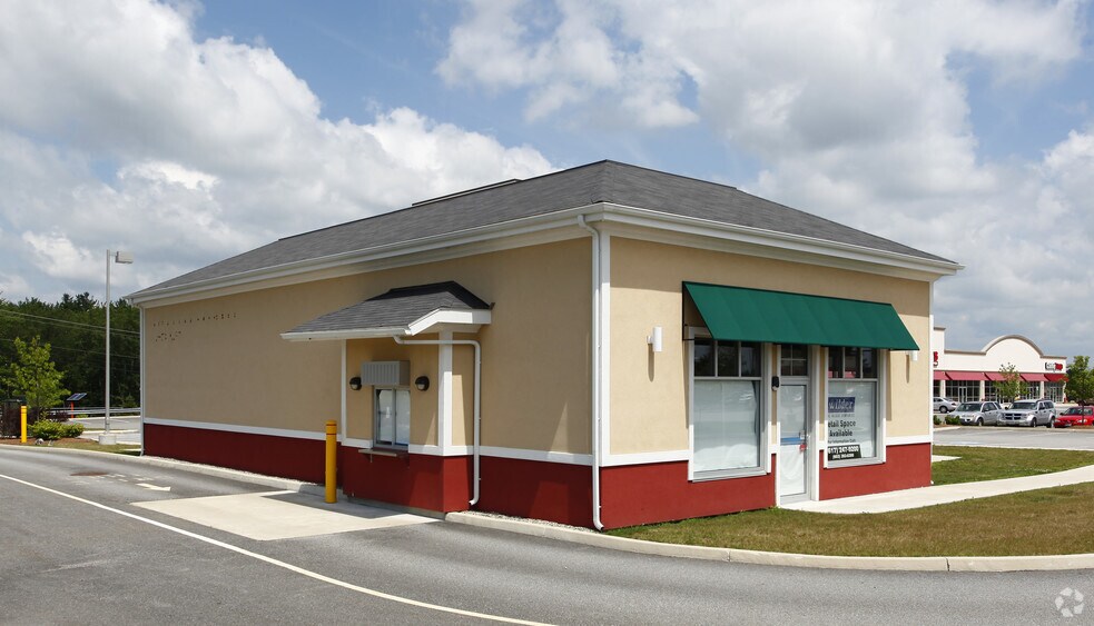 160 Washington St, Rochester, NH à louer - Photo du bâtiment - Image 2 de 3